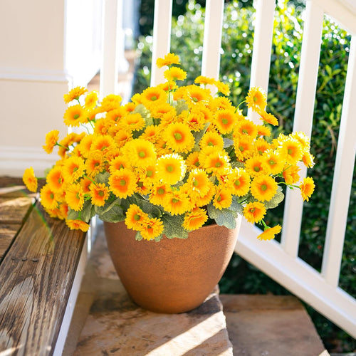 🎉Factory Direct Sales 70% Off ! - UV-Resistant Lifelike Artificial Daisies